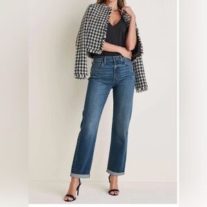 Venus Women's Straight Leg Jeans Size 12 Medium Wash Mid Rise Classic Denim